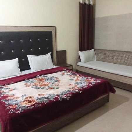 Krishna Holiday Guest House Block II Dharamshala Exterior photo